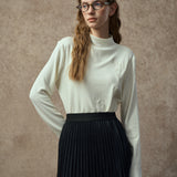 Famecoco Embroidered Mock Neck Slim Top