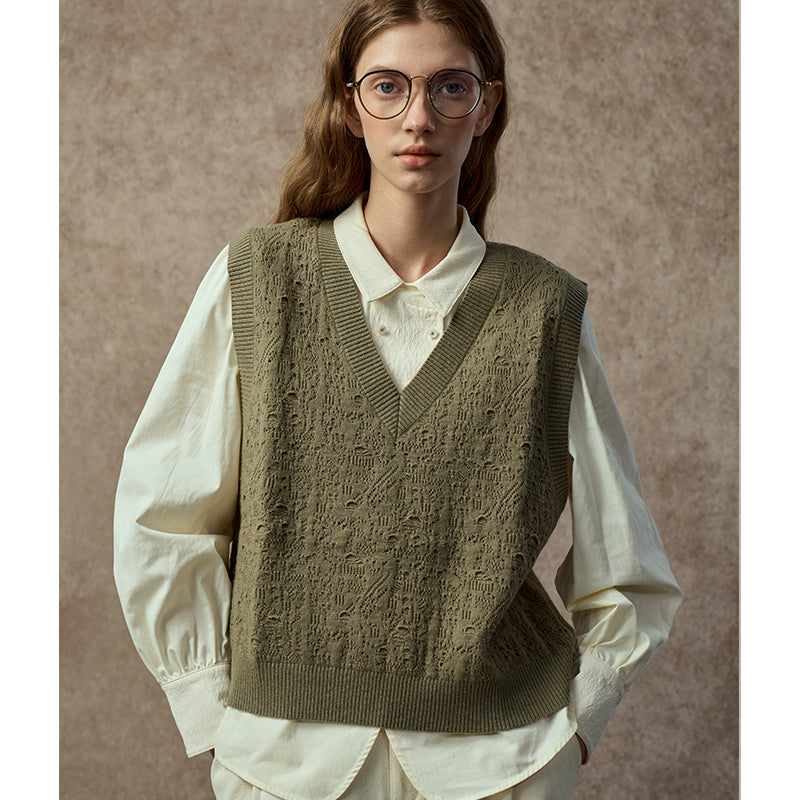 Famecoco Textured Wool Blend V‑Neck Vest