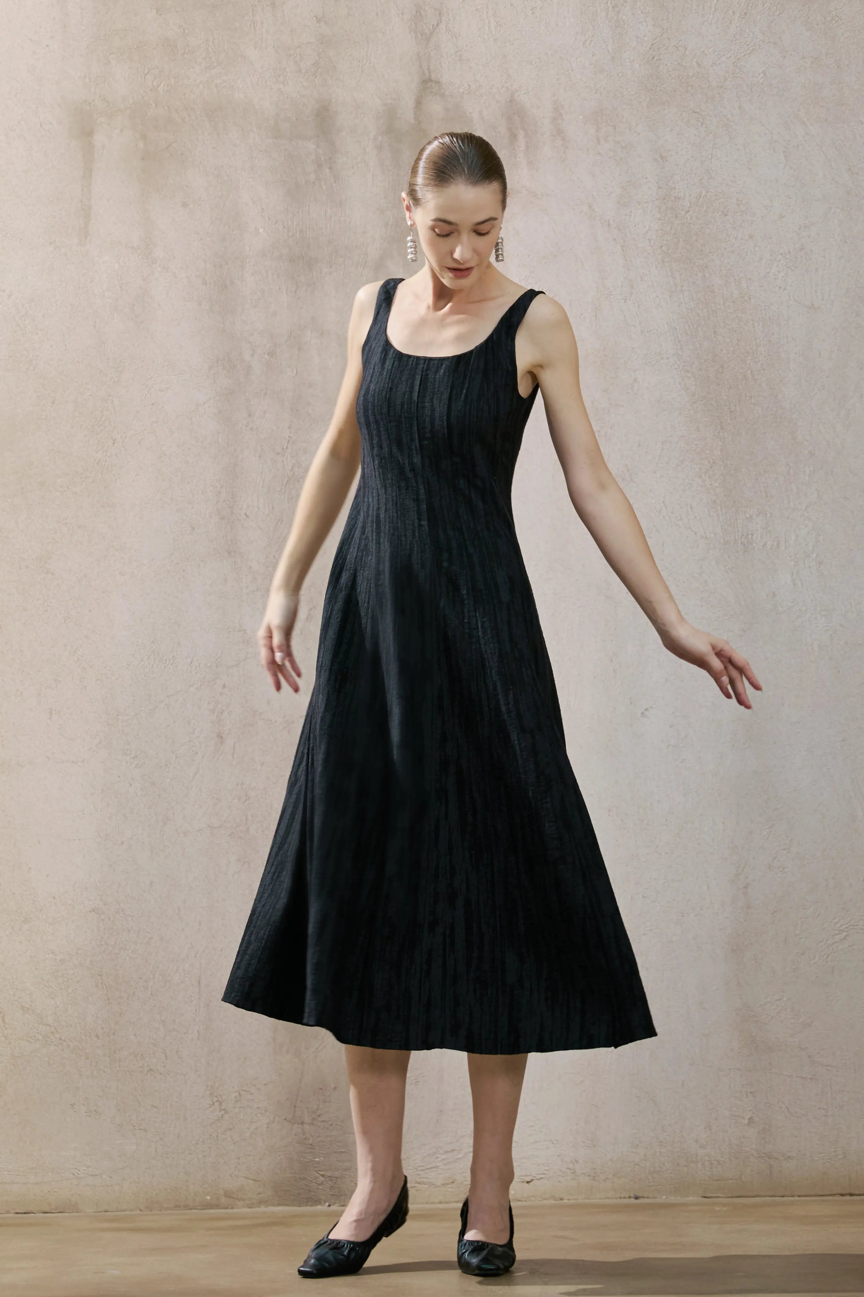 Famecoco Signature Timeless Maxi Dress