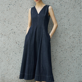 Famecoco Denim V-Neck Midi Dress