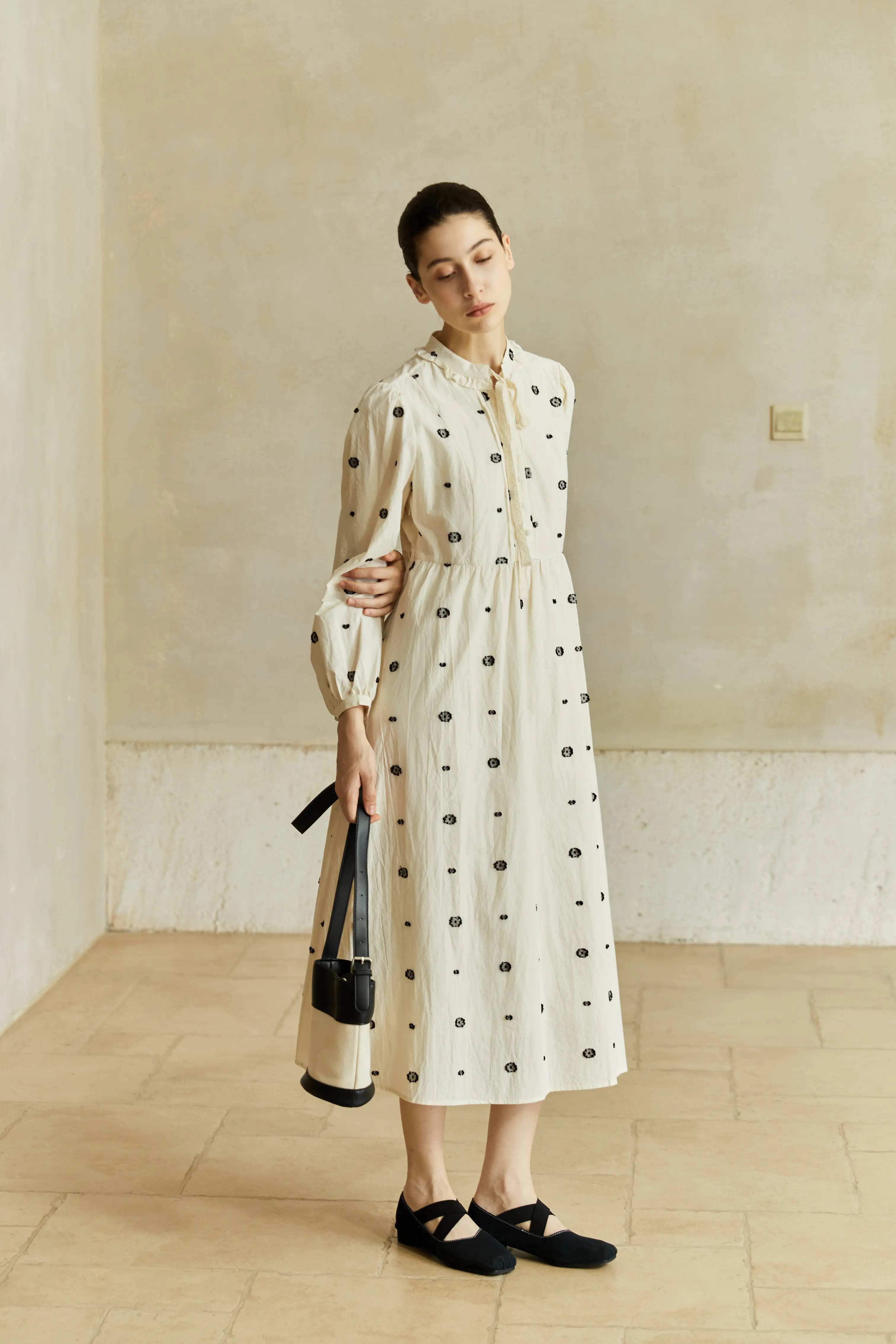 Famecoco Textured Embroidered Cotton Midi Dress