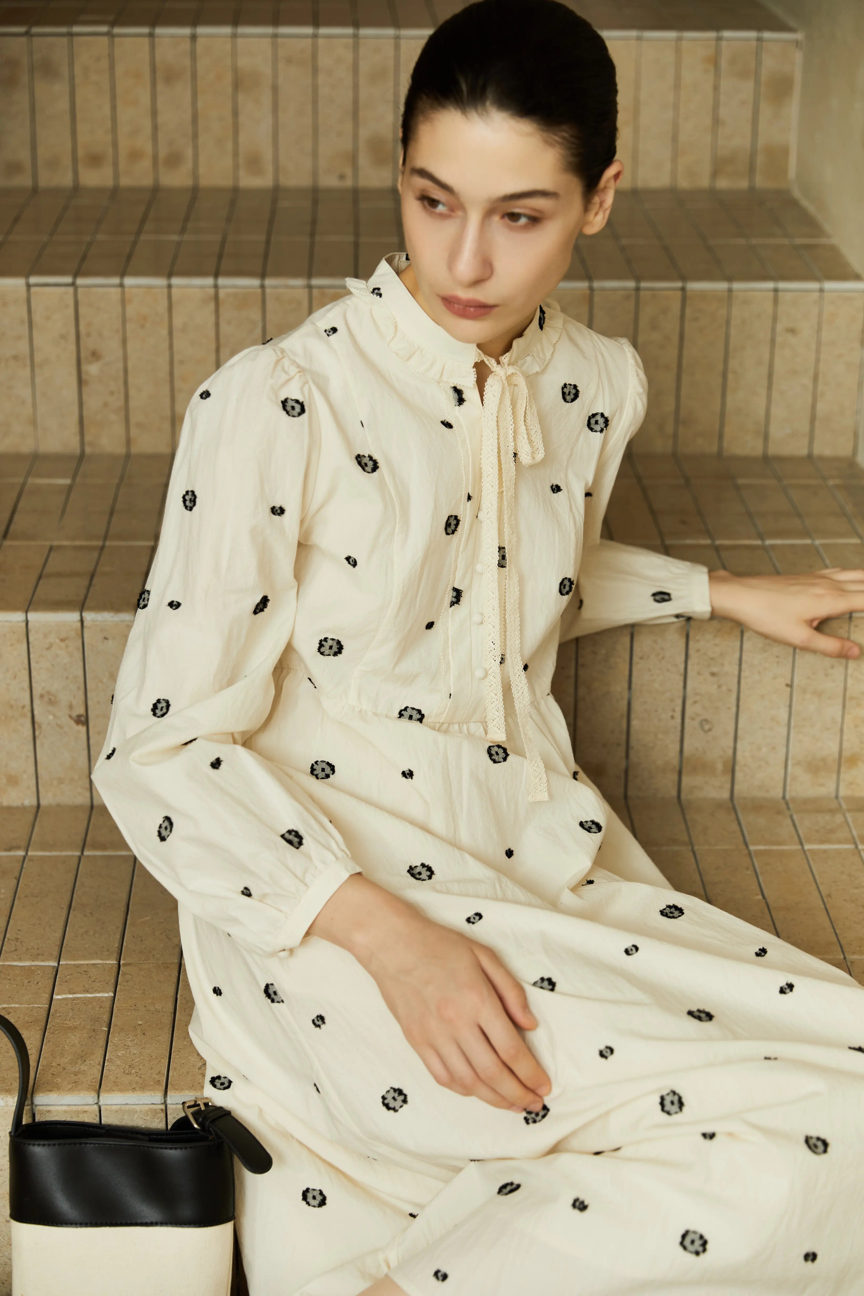 Famecoco Textured Embroidered Cotton Midi Dress