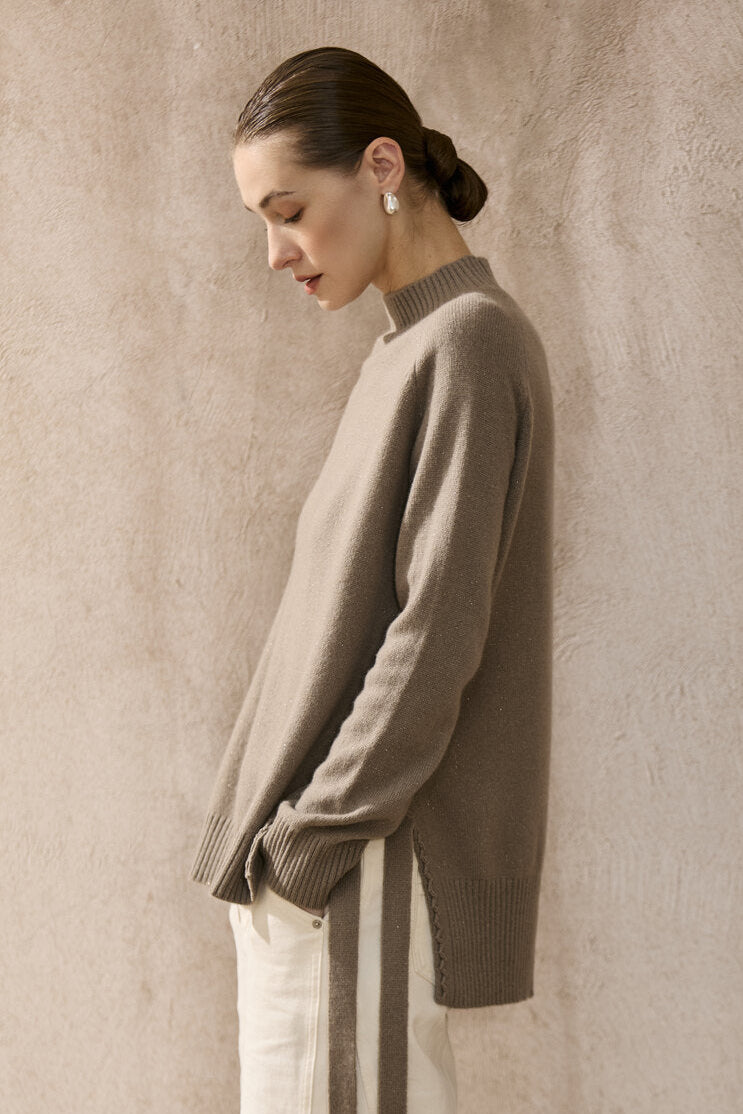 Famecoco 100% Wool Tailored  Pullover Sweater