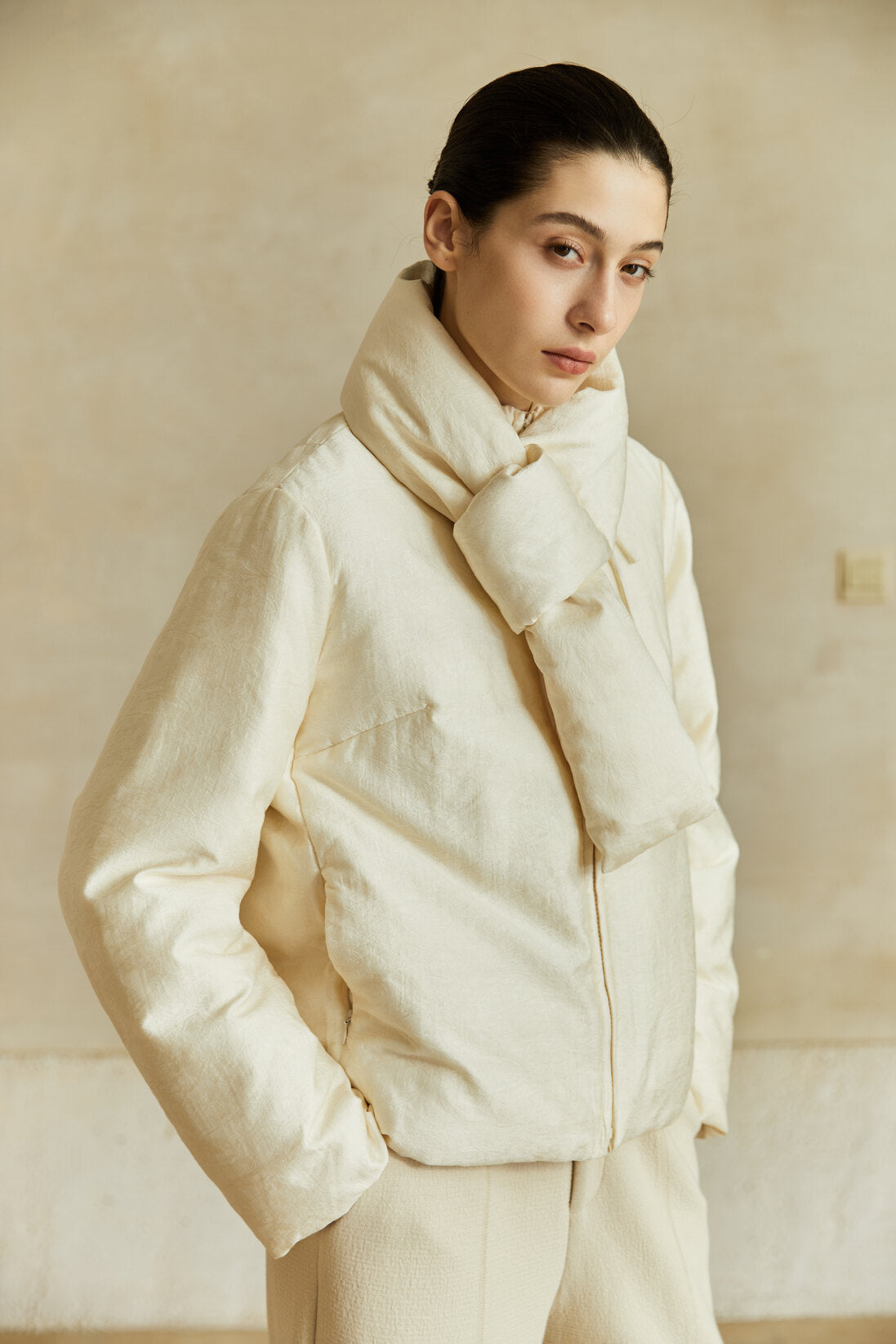 Famecoco Lyocell Down Jacket with Scarf