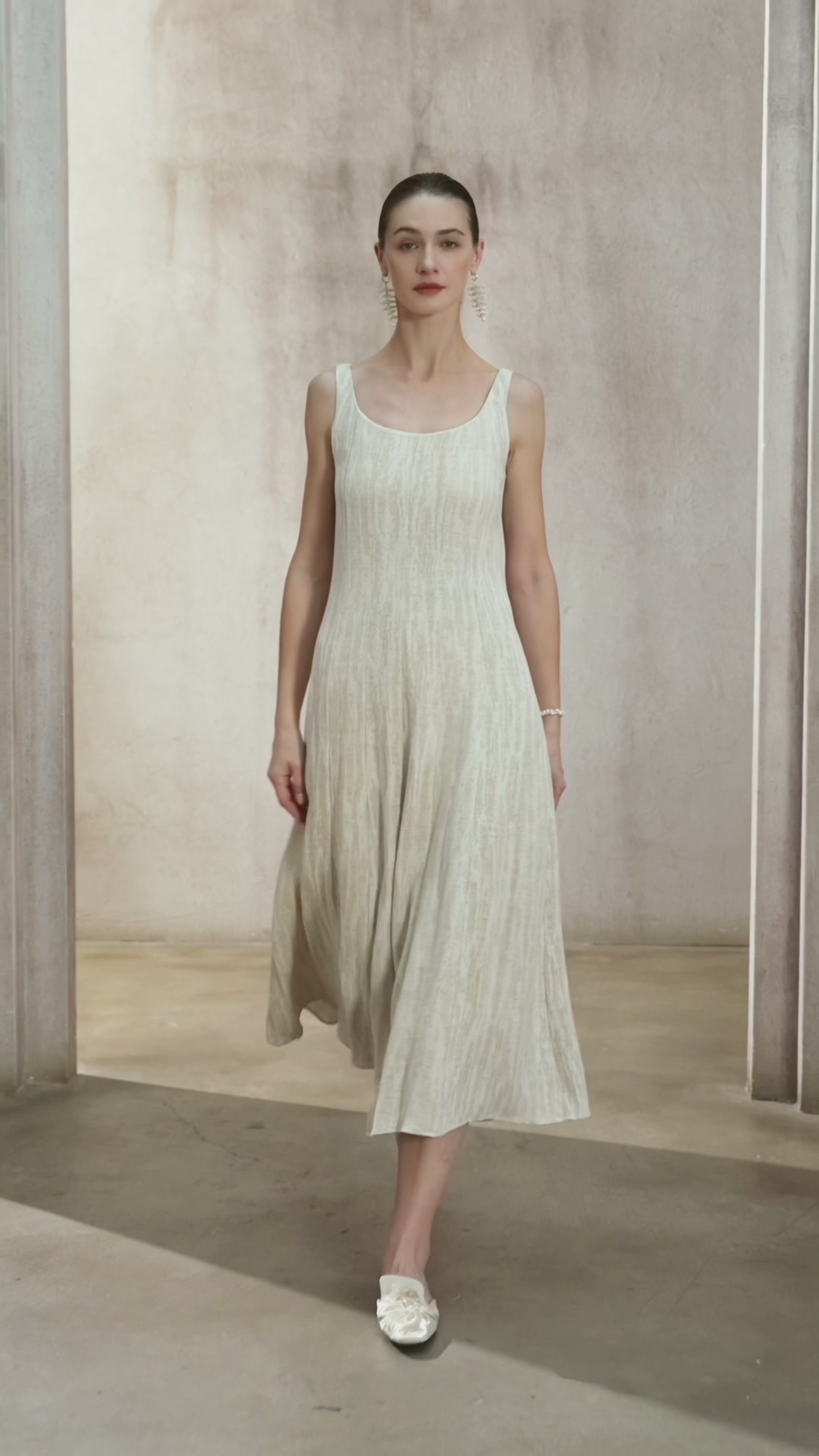 Famecoco Signature Timeless Maxi Dress