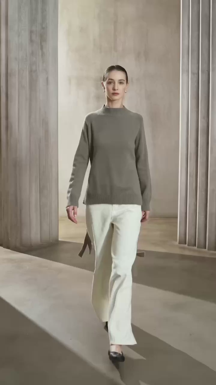 Famecoco 100% Wool Tailored  Pullover Sweater