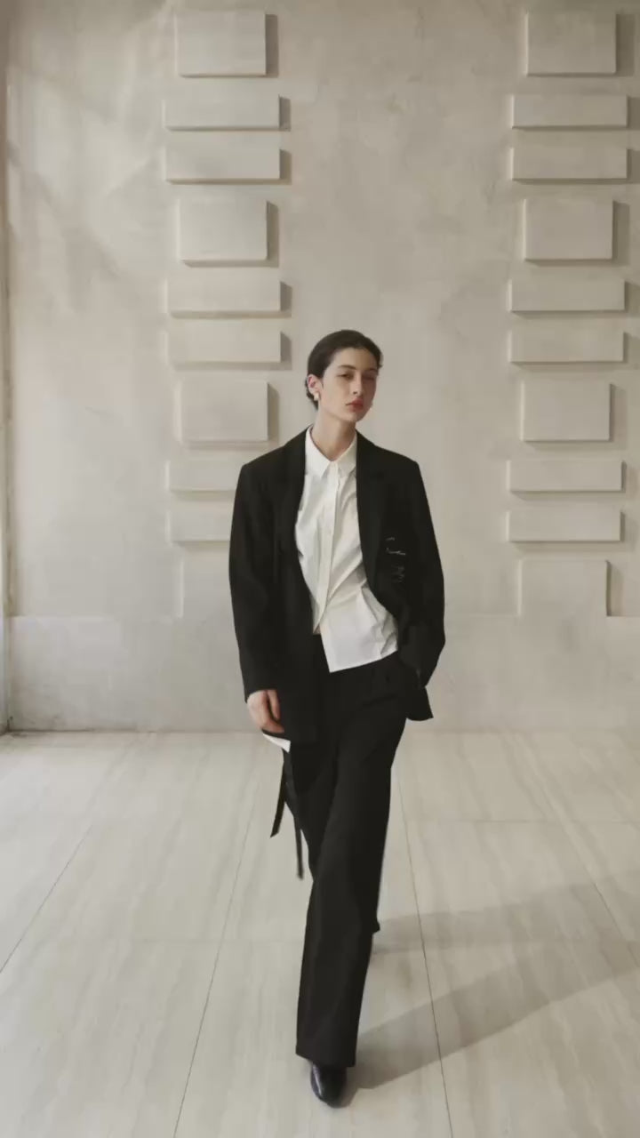 Famecoco Signature Embroidered Black Blazer